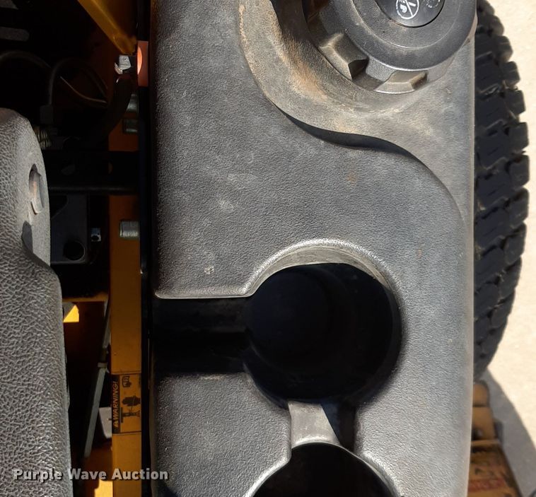 image for item NH9217 Hustler  Super Z ZTR lawn mower