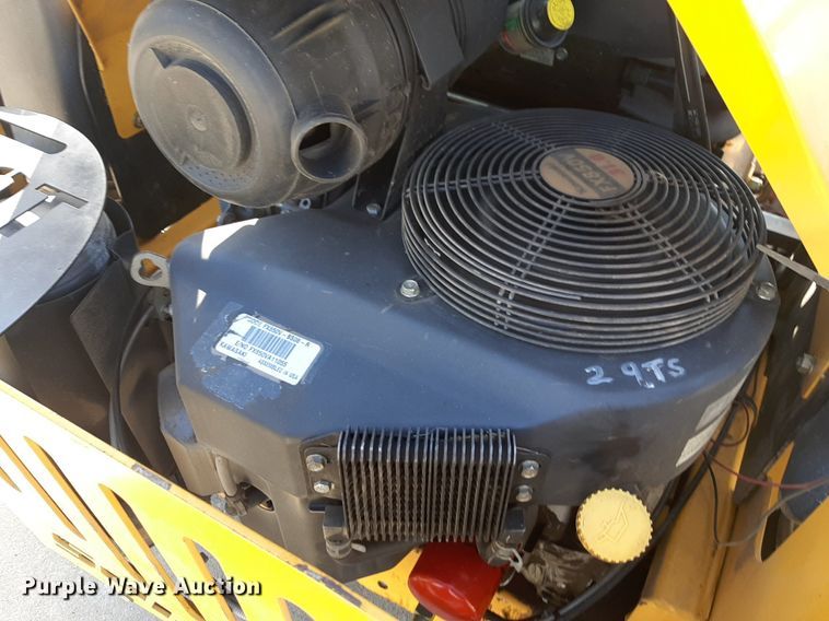 image for item NH9217 Hustler  Super Z ZTR lawn mower