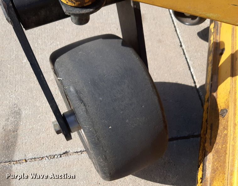 image for item NH9217 Hustler  Super Z ZTR lawn mower