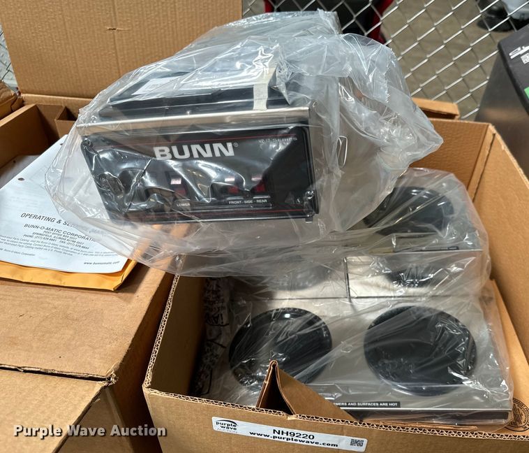 image for item NH9220 (2) Bunn VP-17 coffee makers