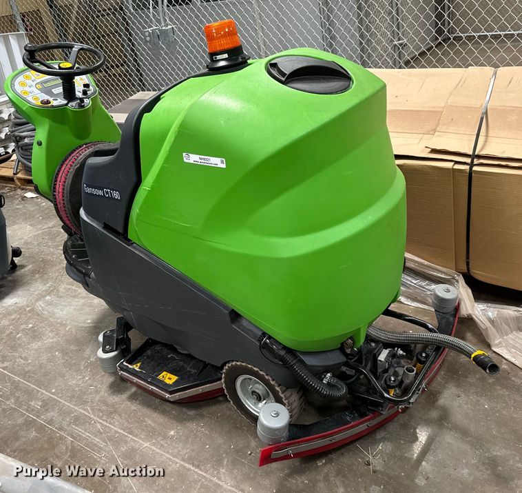 image for item NH9221 IPC Gansow CT160 floor scrubber 