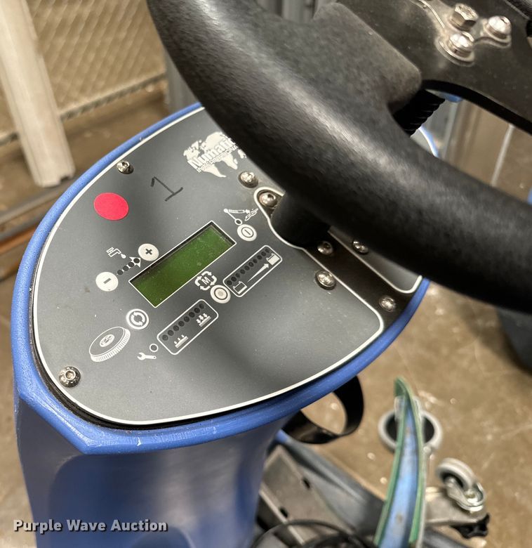 image for item NH9222 (2) Nacecare TTB2120 floor scrubbers