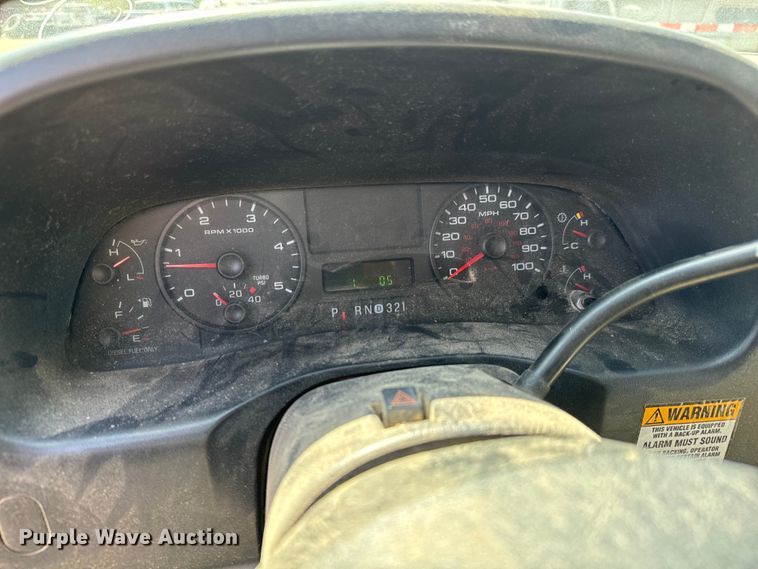 image for item NH9399 2007 Ford F550 Super Duty XL brush fire truck