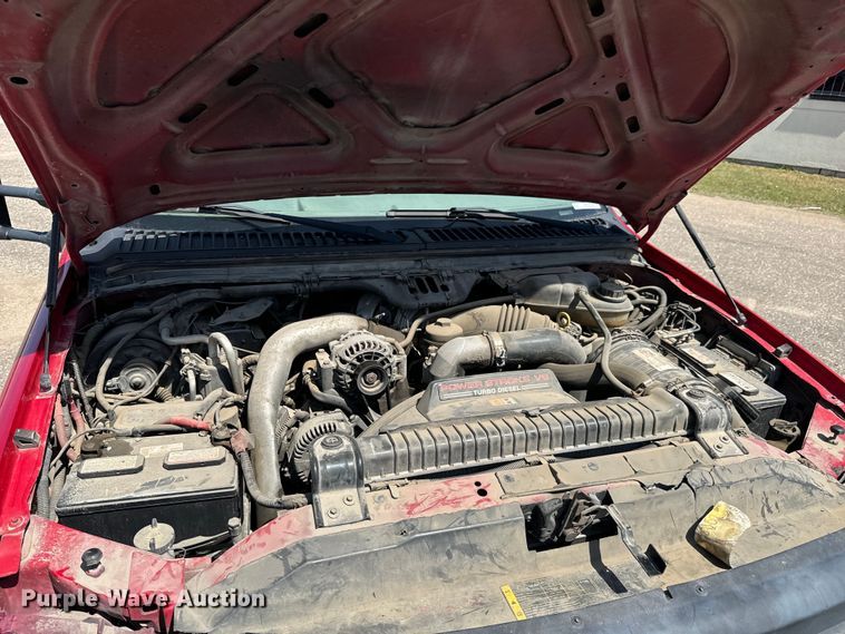 image for item NH9399 2007 Ford F550 Super Duty XL brush fire truck