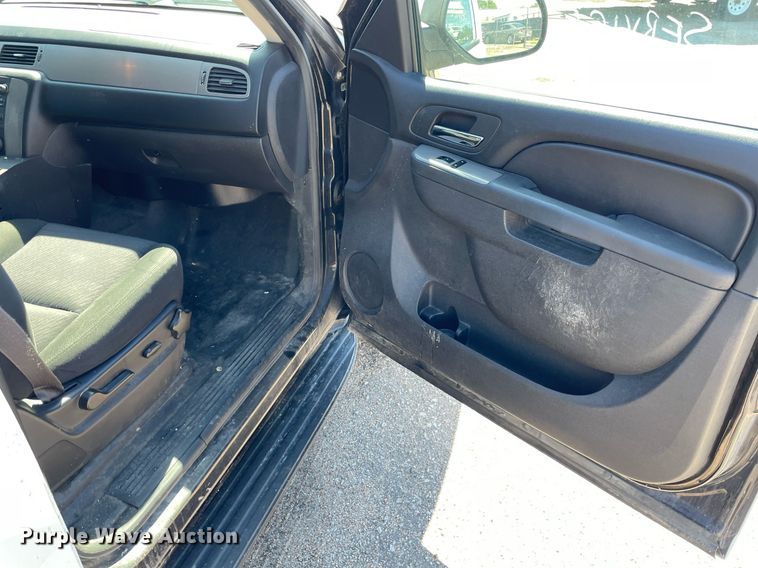 image for item NH9404 2013 Chevrolet Tahoe Police SUV