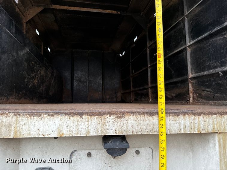 image for item NL9806 2009 International  DuraStar 4300 chipper truck