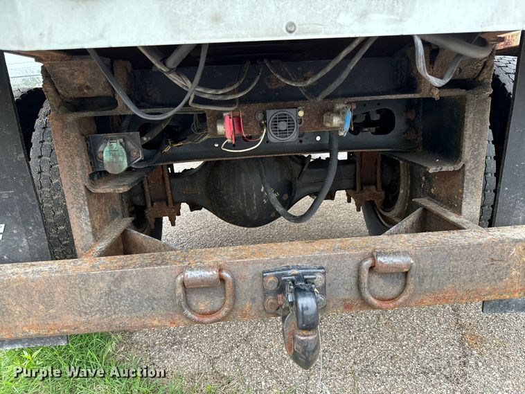 image for item NL9806 2009 International  DuraStar 4300 chipper truck