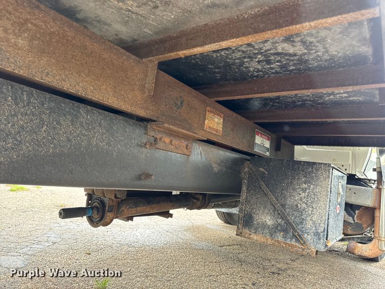 image for item NL9806 2009 International  DuraStar 4300 chipper truck