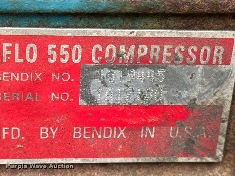 image for item NL9806 2009 International  DuraStar 4300 chipper truck