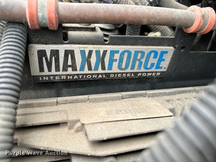 image for item NL9806 2009 International  DuraStar 4300 chipper truck