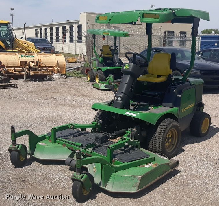 image for item NV9098 John Deere  1445 lawn mower