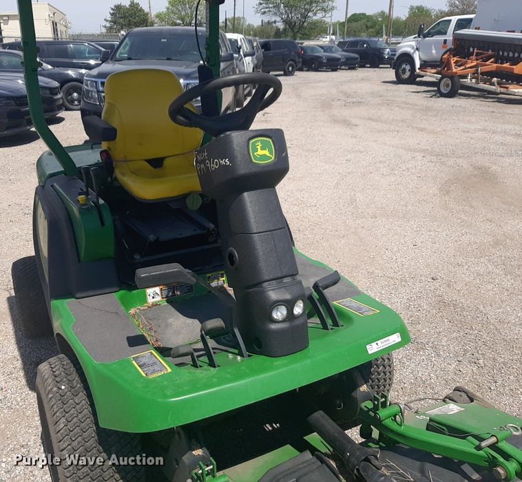 image for item NV9098 John Deere  1445 lawn mower