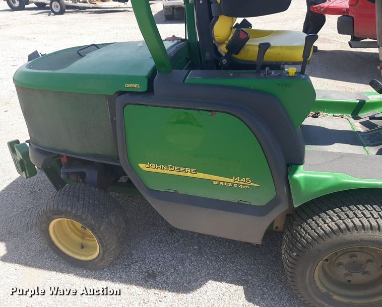 image for item NV9098 John Deere  1445 lawn mower