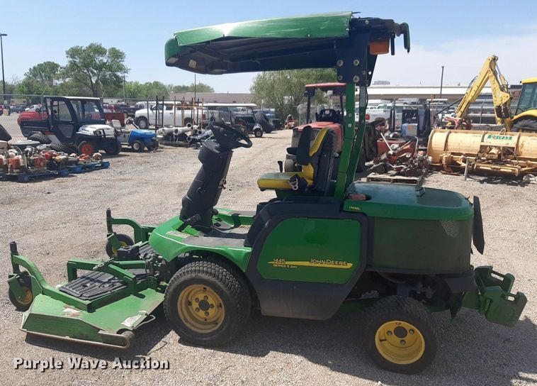 image for item NV9098 John Deere  1445 lawn mower