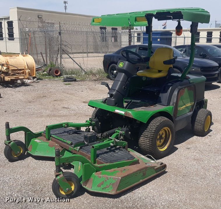 image for item NV9099 John Deere 1445 lawn mower