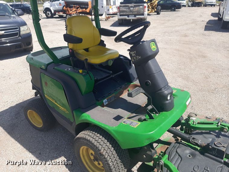 image for item NV9099 John Deere 1445 lawn mower