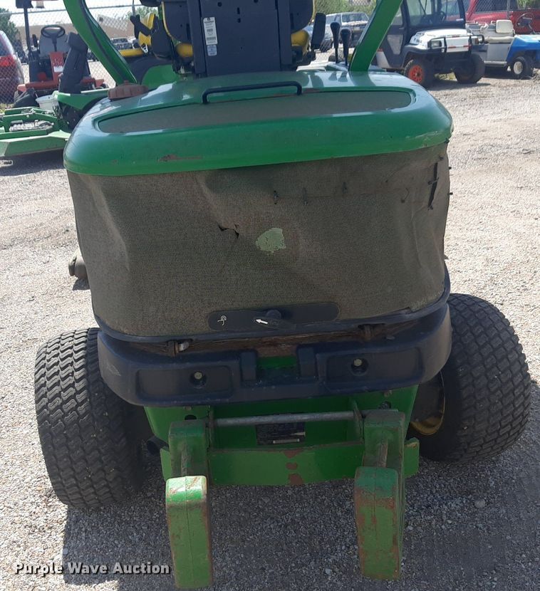 image for item NV9099 John Deere 1445 lawn mower