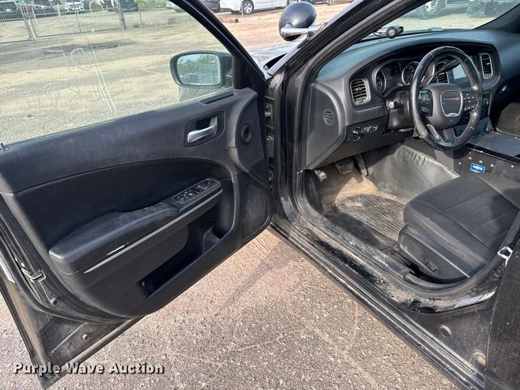 image for item NV9102 2016 Dodge Charger Police 