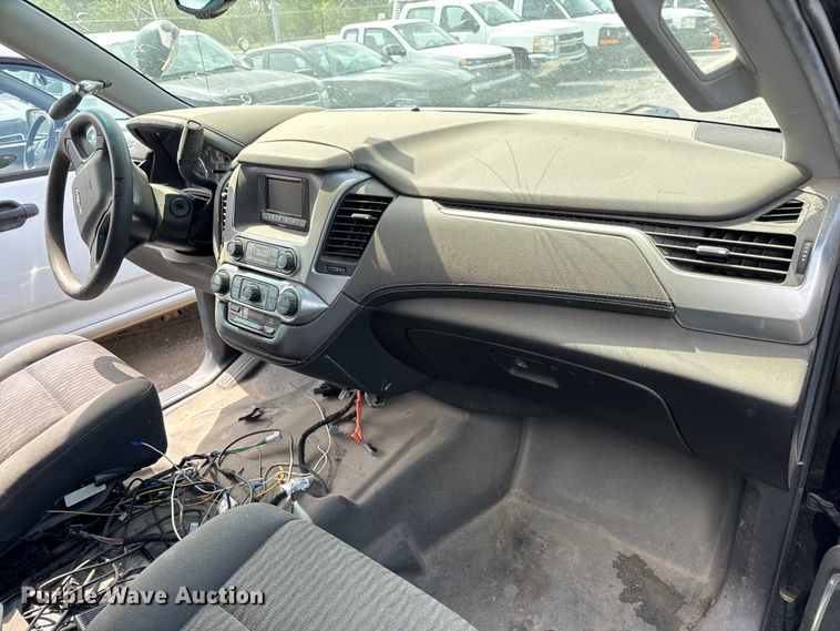 image for item NV9115 2017 Chevrolet  Tahoe Police SUV