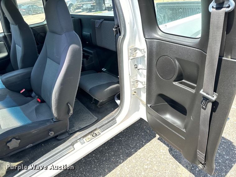 image for item NV9116 2010 Chevrolet  Colorado  Ext. Cab pickup truck