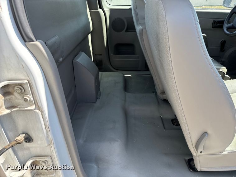 image for item NV9121 2008 Chevrolet Colorado Ext. Cab pickup truck