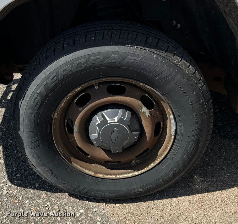 image for item NV9121 2008 Chevrolet Colorado Ext. Cab pickup truck