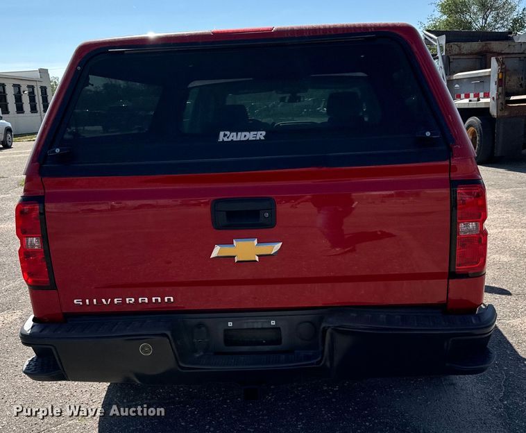 image for item NV9124 2015 Chevrolet  Silverado 1500 Crew Cab pickup truck