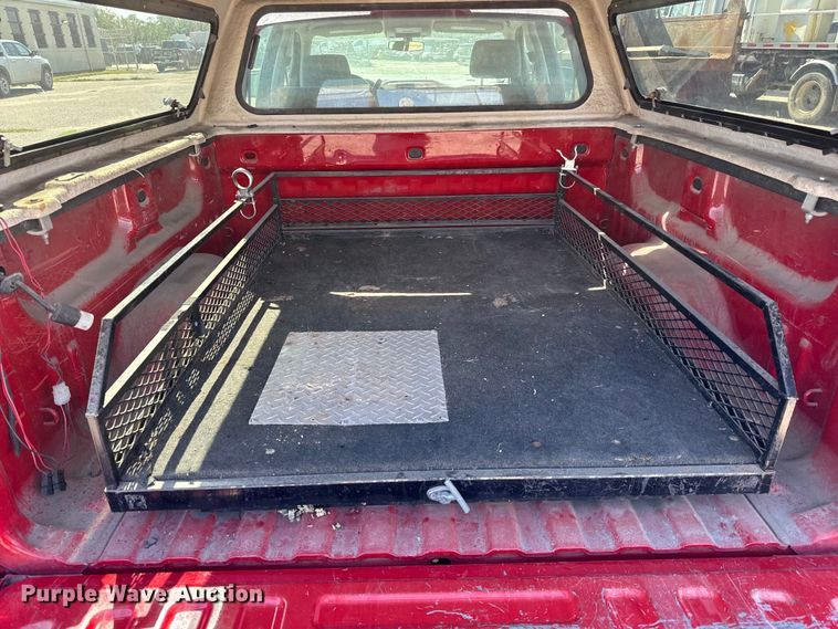 image for item NV9124 2015 Chevrolet  Silverado 1500 Crew Cab pickup truck