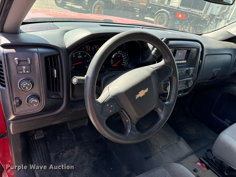 image for item NV9124 2015 Chevrolet  Silverado 1500 Crew Cab pickup truck