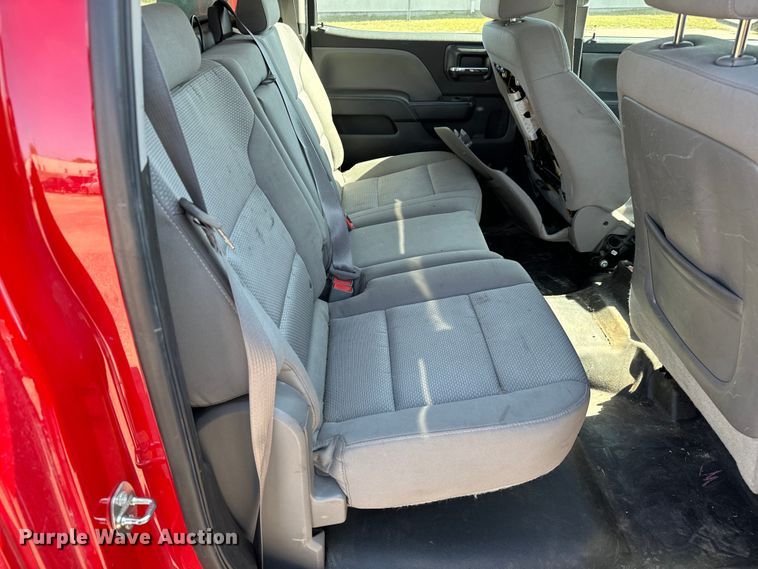 image for item NV9124 2015 Chevrolet  Silverado 1500 Crew Cab pickup truck