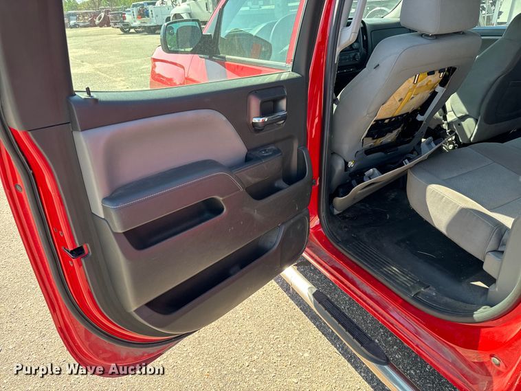 image for item NV9124 2015 Chevrolet  Silverado 1500 Crew Cab pickup truck