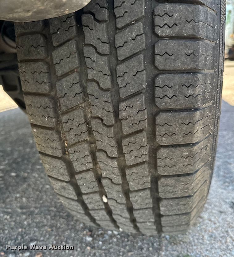 image for item NV9124 2015 Chevrolet  Silverado 1500 Crew Cab pickup truck