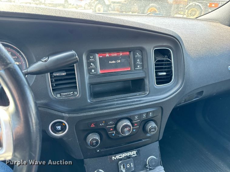 image for item NV9126 2014 Dodge Charger Police 