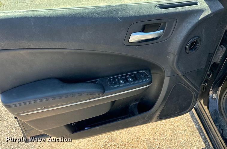 image for item NV9127 2017 Dodge Charger Police 