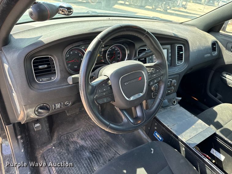 image for item NV9127 2017 Dodge Charger Police 