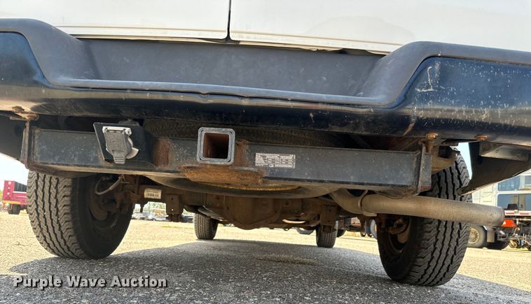 image for item NV9128 2007 Chevrolet Express 2500 van