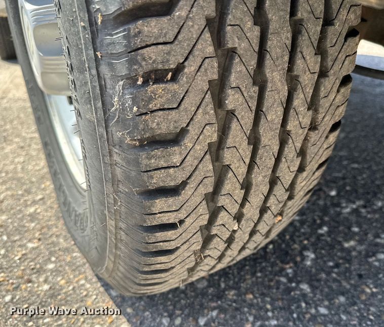 image for item NV9128 2007 Chevrolet Express 2500 van