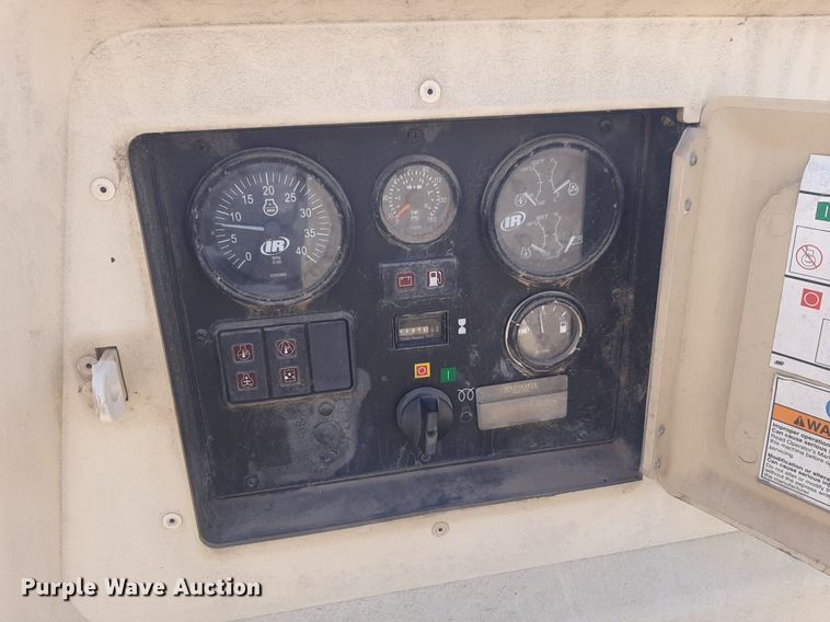 image for item NV9129 Ingersoll-Rand  185 air compressor