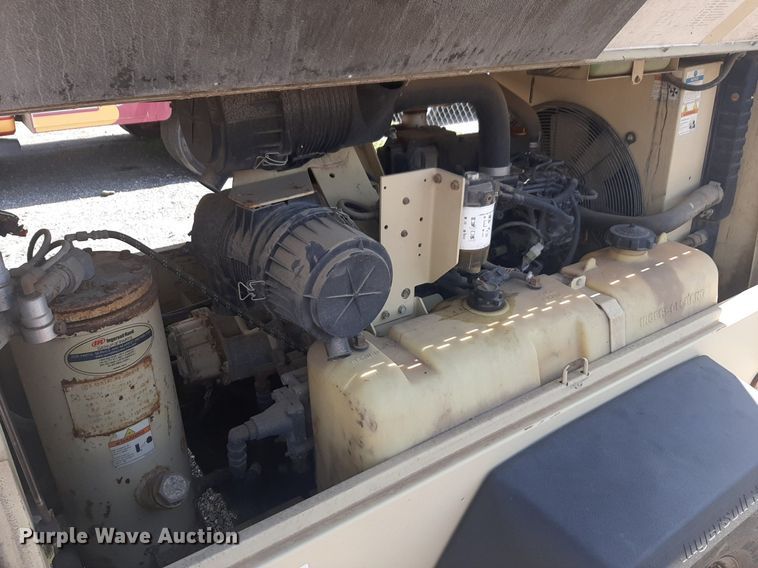 image for item NV9129 Ingersoll-Rand  185 air compressor