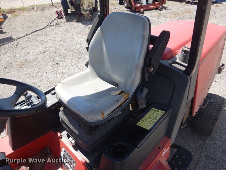 image for item NV9130 Toro  Groundmaster 4100D lawn mower