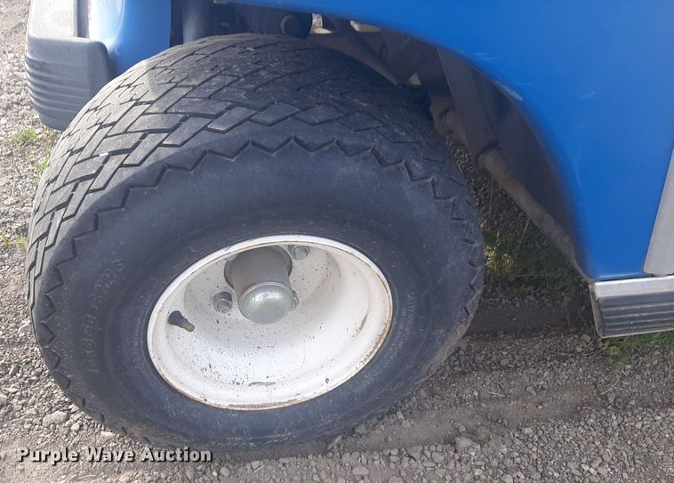 image for item NV9132 Carryall  golf cart