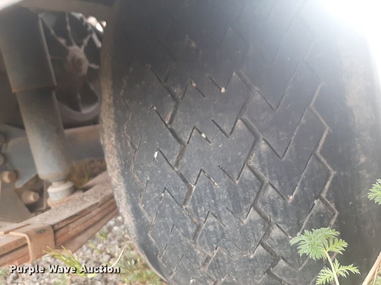 image for item NV9132 Carryall  golf cart