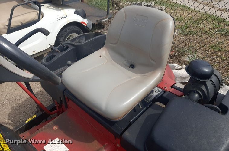 image for item NV9134 Toro Sand Pro 3040 bunker rake