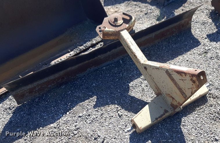 image for item NV9138 Land Pride blade