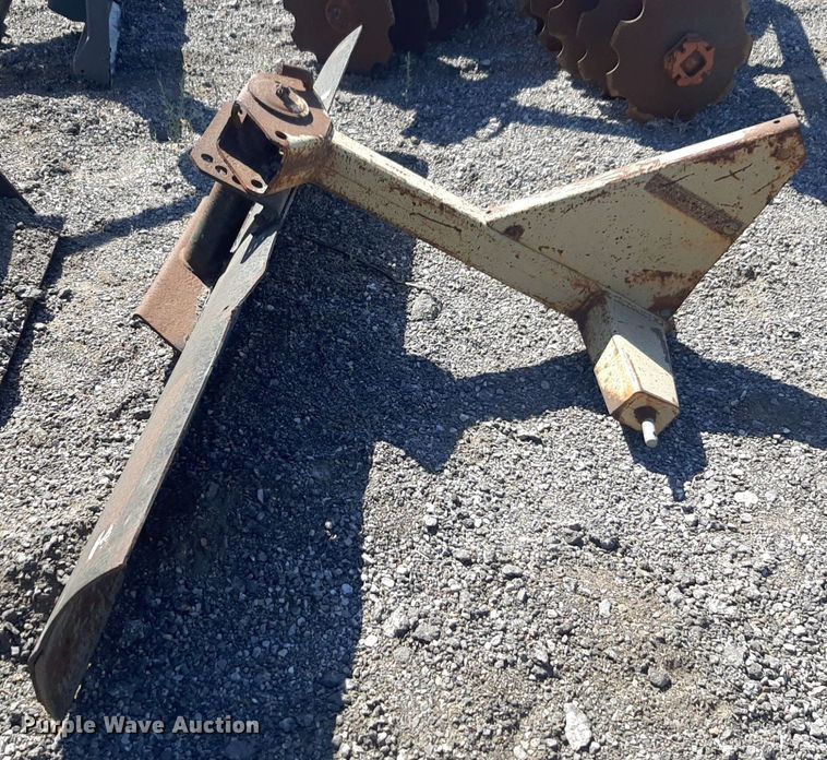 image for item NV9138 Land Pride blade