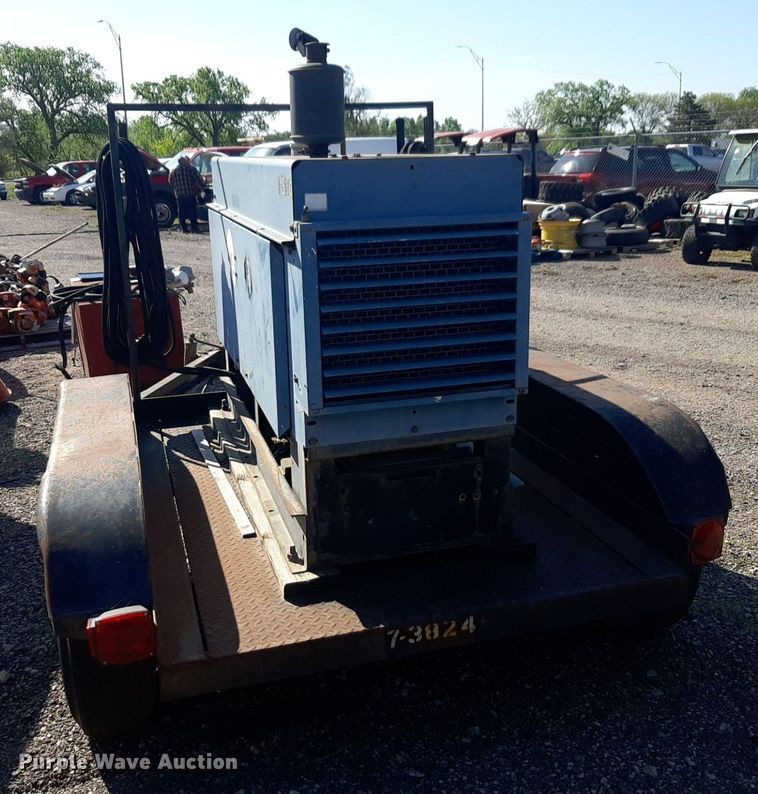 image for item NV9142 Miller  Big 40 welder/generator