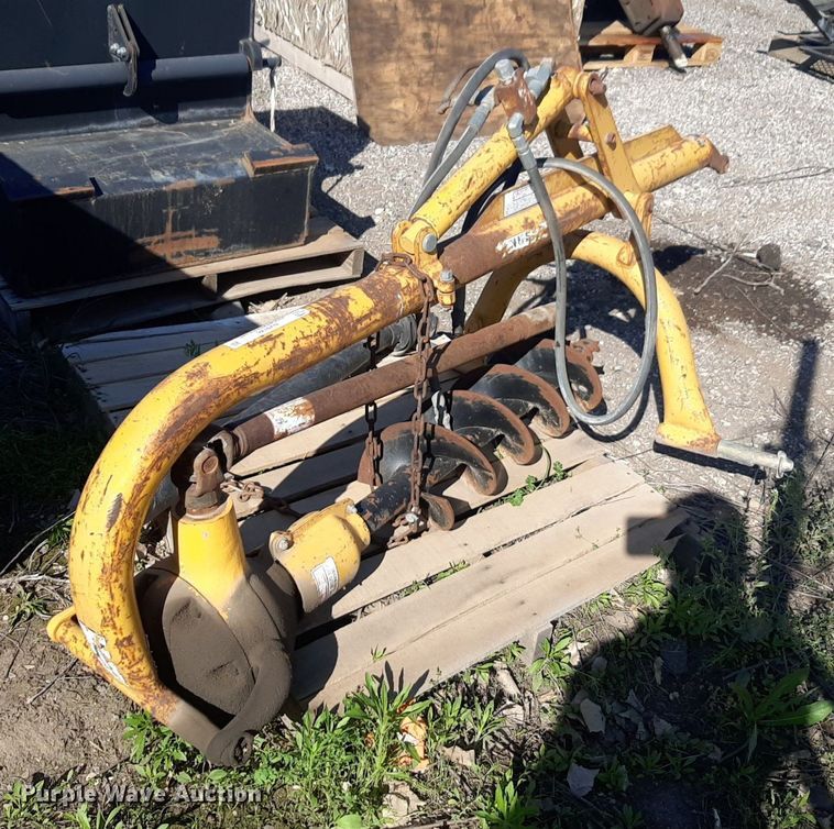 image for item NV9146 Three point auger