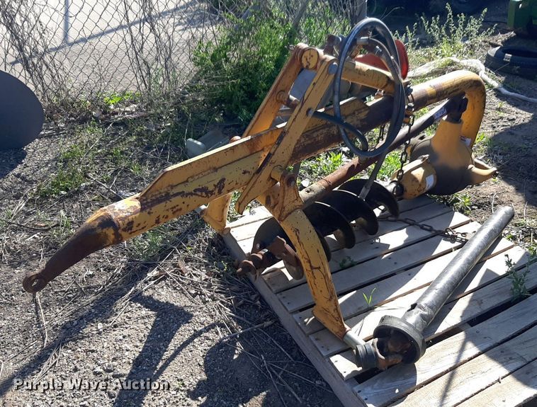 image for item NV9146 Three point auger