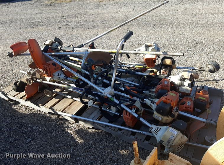 image for item NV9148 Approximately 14 string trimmers