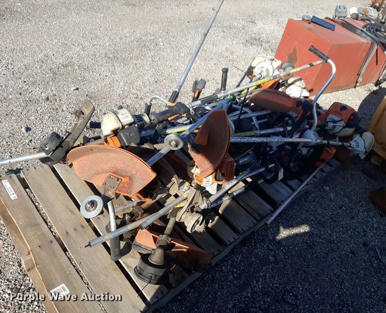 image for item NV9148 Approximately 14 string trimmers